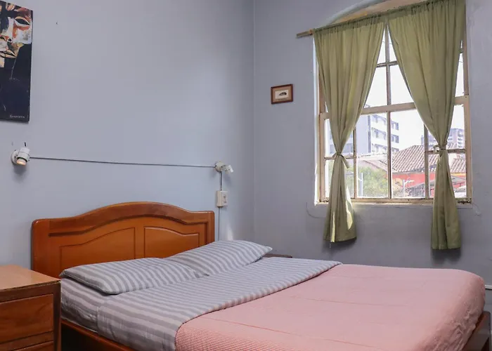Blue House Youth Hostel